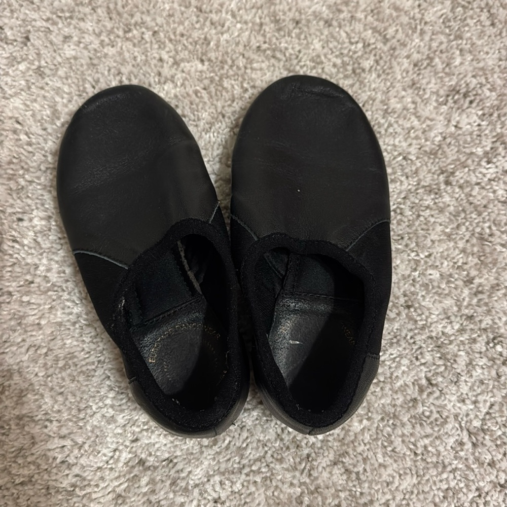 Black jazz shoes size 12